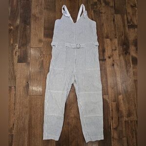 Rag and Bone striped jump suit size 4 with pockets and belt